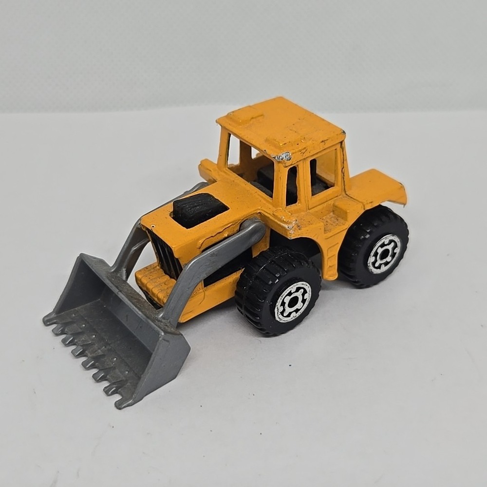 1997 | Matchbox | Tractor Shovel | Construction 5-Pack Exclusive | NM | Loose
